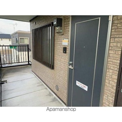 グランデール多田[1LDK/45.64m2]のエントランス1