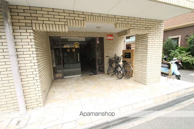 矢内ハイツ服部の玄関写真
