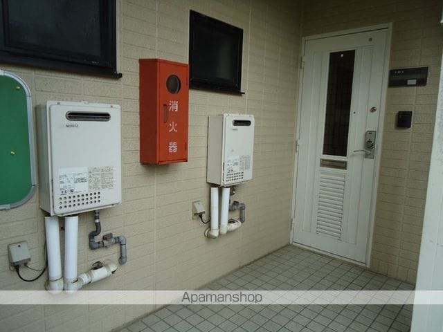 パラシオン115の玄関写真