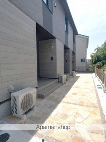 メゾン ミルトの玄関写真