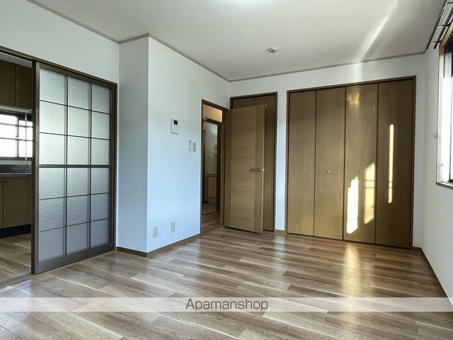 ライラックAの内装写真