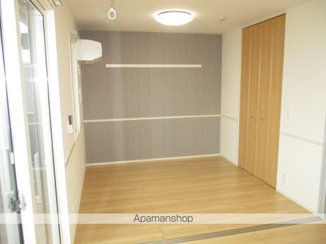 クリア トゥレスBC C棟の内装写真