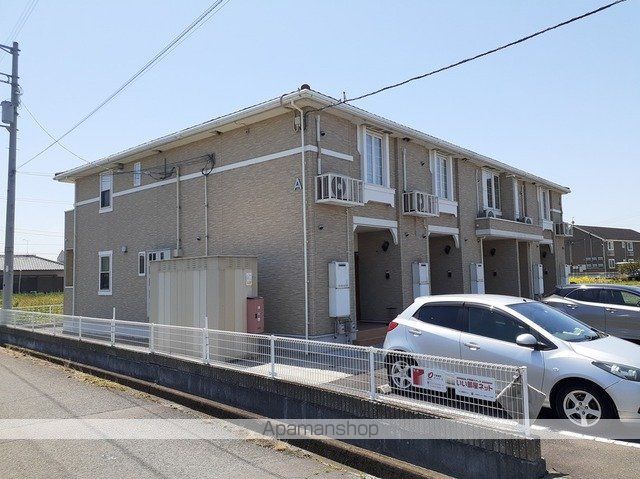 ラフレシール Aの玄関写真