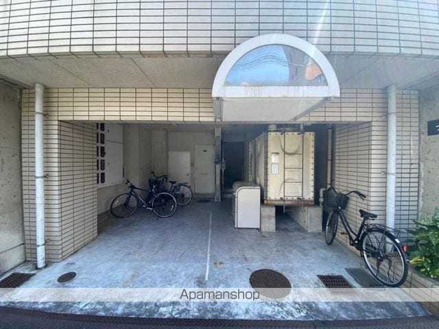 ブライトハウスの玄関写真