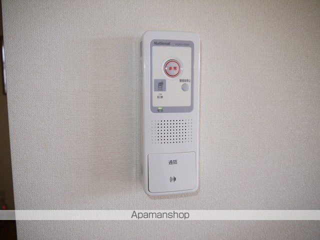 ホワイトピアニーイーストの内装写真