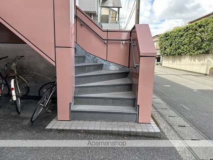 アーバン・ドエルＹＳ[1LDK/48m2]のエントランス