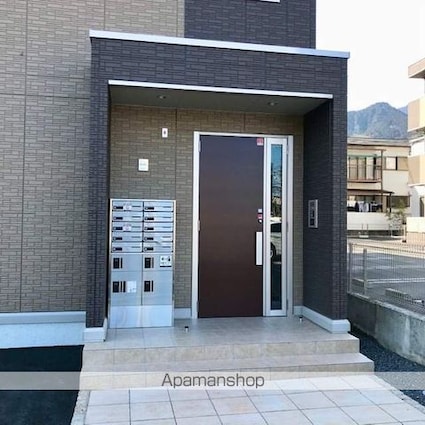 Ｂｏｎｈｅｕｒ（ボヌール）[2LDK/59.92m2]のエントランス