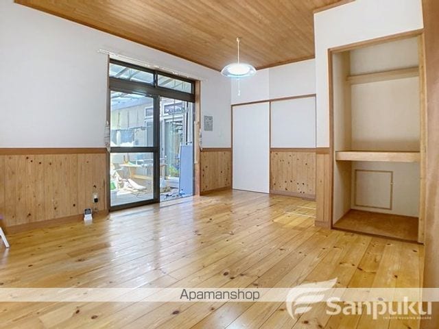 岩崎二丁目平屋の内装写真