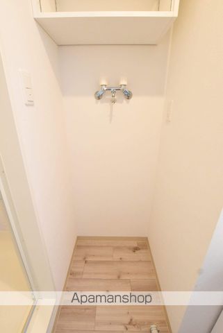 CARRERA行啓通の内装写真