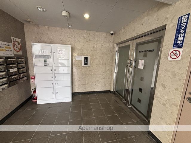 ITOH壱番館の玄関写真