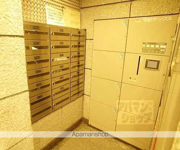 ラクト山科メゾンイーストC棟の外観写真