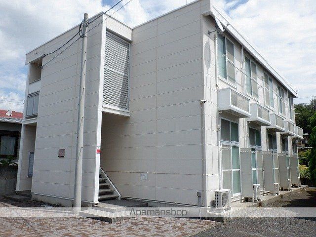 レオパレス亀ヶ原の玄関写真