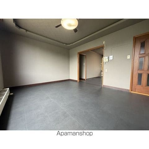 函館本線 岩見沢駅 徒歩20分 2階建 築45年の内装写真