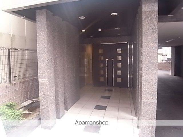 プレストンズ新栄の外観写真