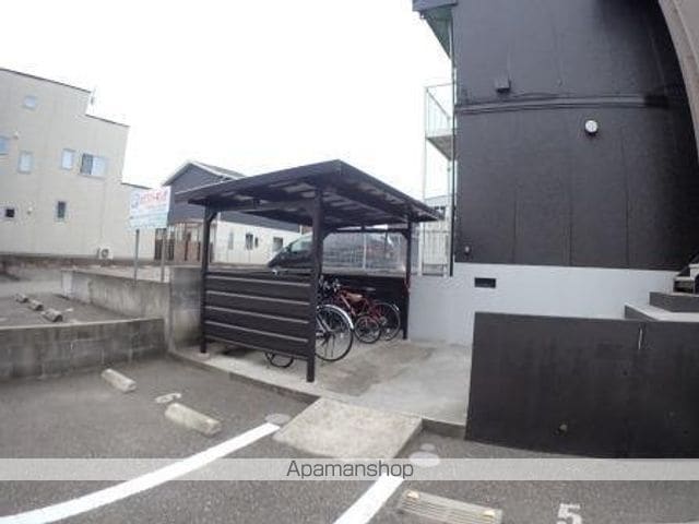 紫竹ファーストハイツの玄関写真
