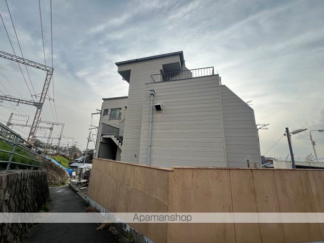 荒木マンションの外観写真