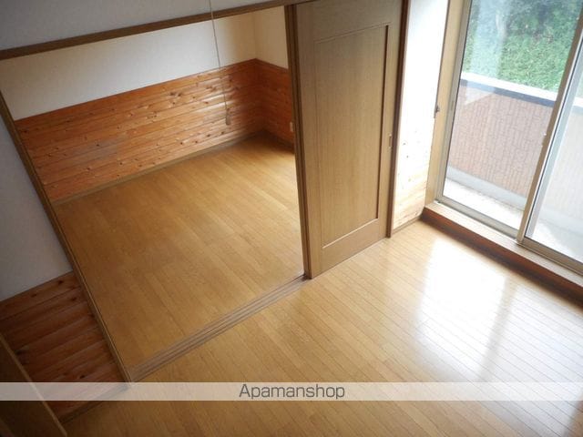 オレンジハウスの内装写真
