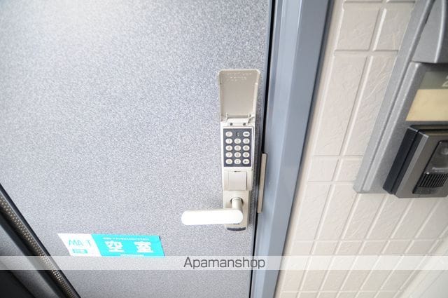 ショコラハウスIIの玄関写真