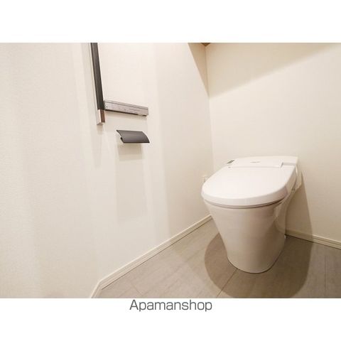 コンフォリア新宿イーストサイドタワーの内装写真