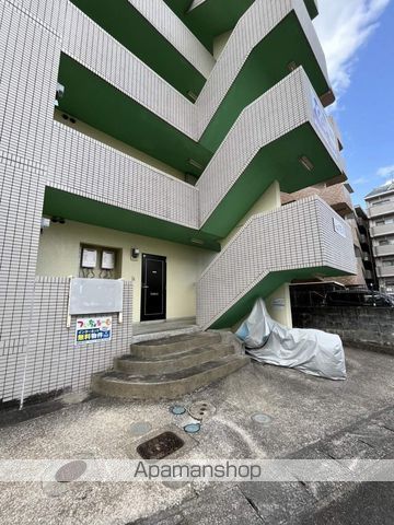 アライブIIIの玄関写真