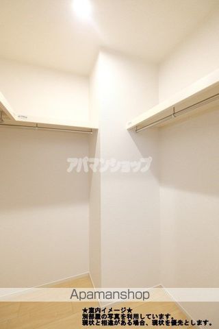 プリマヴェーラIIの内装写真