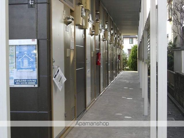 レオパレス豊府の玄関写真