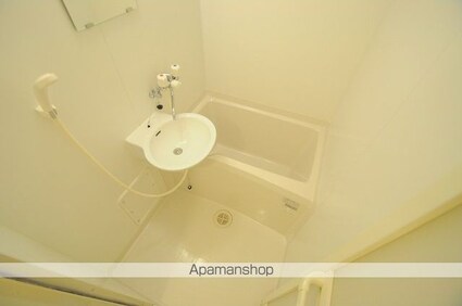 レオパレス新田町[1K/20.28m2]のトイレ