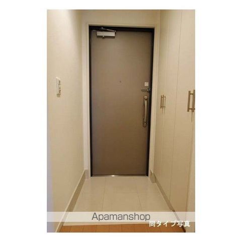 コンフォリア東池袋WESTの内装写真