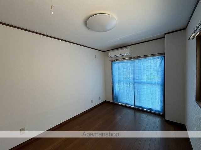 レーベン倉岡の内装写真