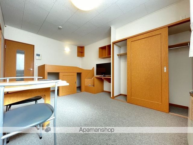 レオパレス西波止場の内装写真