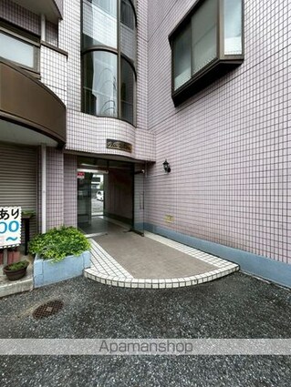 アビタシオン[2LDK/53.3m2]のエントランス