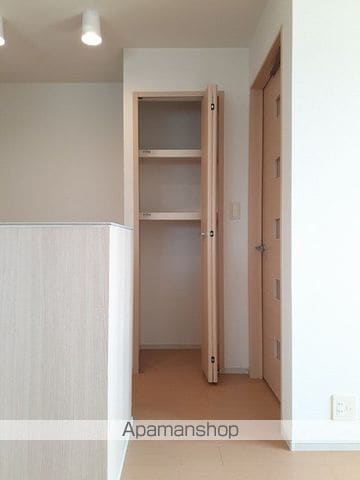 ラハナIの内装写真