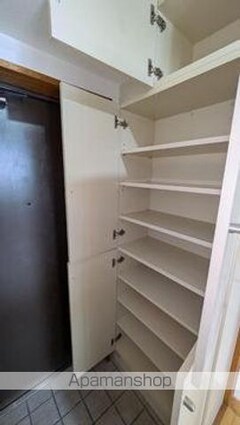 広島県広島市中区白島九軒町[1K/32.45m2]の内装1