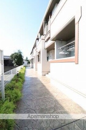 グランプラトⅤ[1LDK/46.06m2]のエントランス