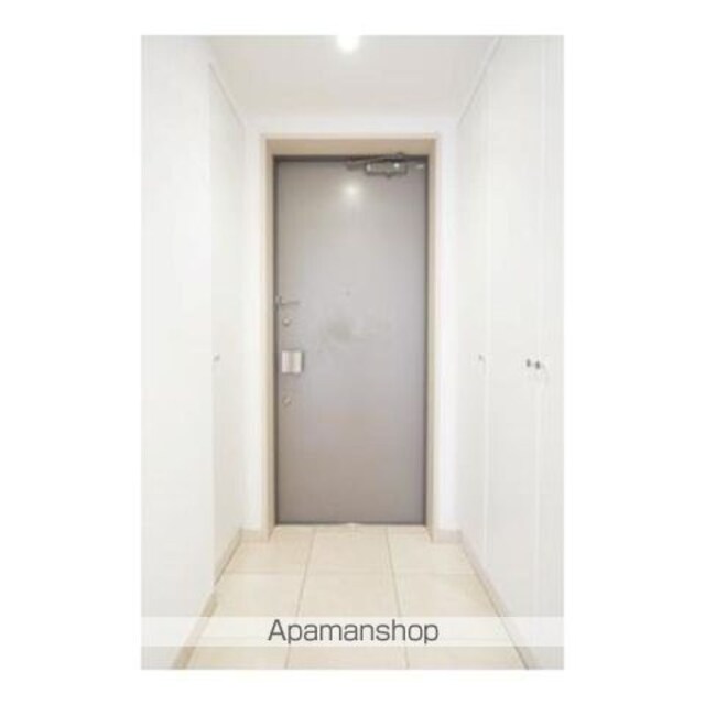 ガーデンコートＴ[3LDK/82.5m2]の玄関