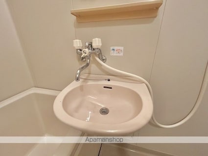 滋賀県東近江市市子殿町[2DK/43.74m2]の洗面所