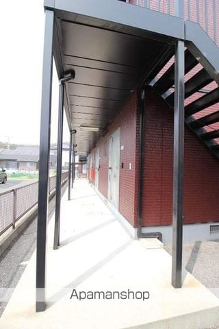 メープル湊Aの玄関写真