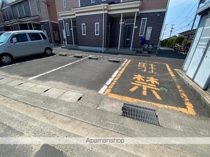 香川県高松市太田下町[3DK/64.97m2]の駐車場
