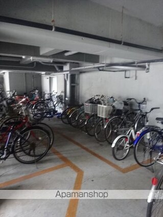 和歌山県和歌山市舟津町１丁目[4DK/48.31m2]の共用部3