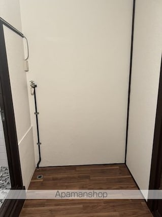 和歌山県和歌山市築港５丁目[2K/33m2]の洗面所