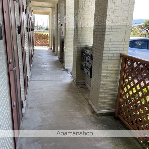 エヌキュート今堅田Iの玄関写真