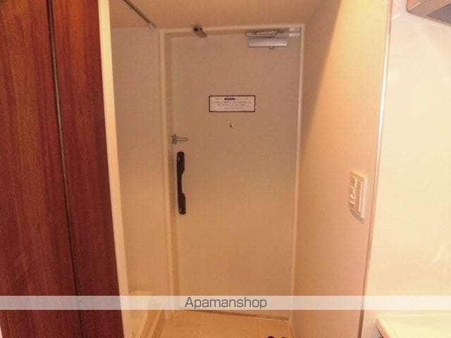 ステラメゾン三軒茶屋[1K/25.07m2]の玄関