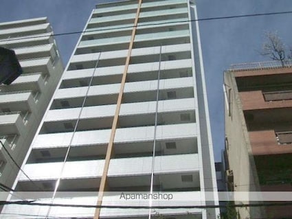 ガーラプレイス新宿御苑[1K/24.87m2]の外観3