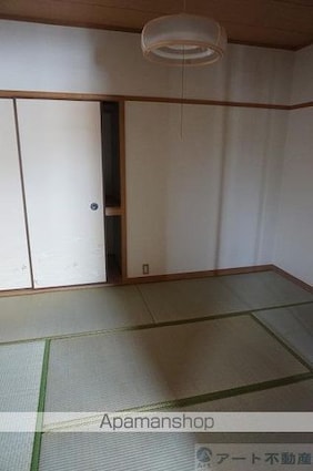 ホワイトマンション[3LDK/65.38m2]の内装2