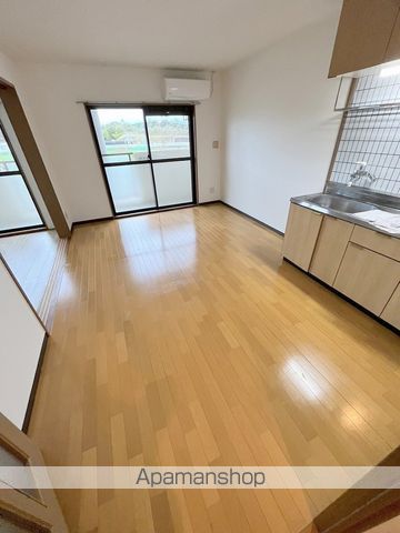 リージングマンション A棟の内装写真