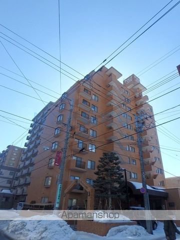 ライオンズマンション山鼻12条の外観写真