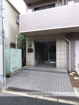 東京都中野区本町２丁目[1K/18.9m2]のエントランス2