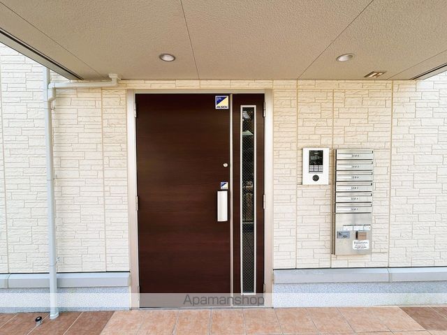 プランタンの玄関写真
