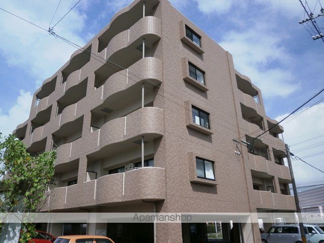 エメラルドマンションの外観写真