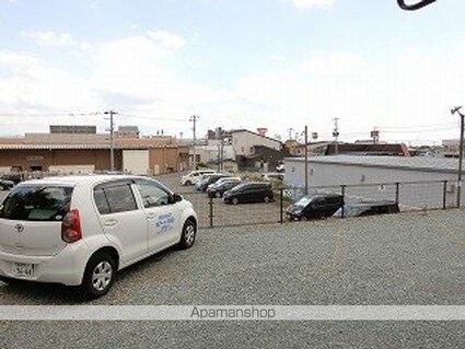 岩手県盛岡市月が丘２丁目[2DK/56.31m2]の駐車場2